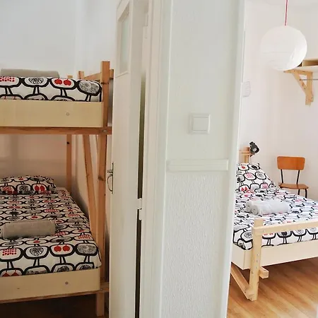- Rooms&dorms