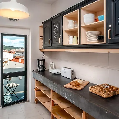 - Rooms&dorms Nazaré