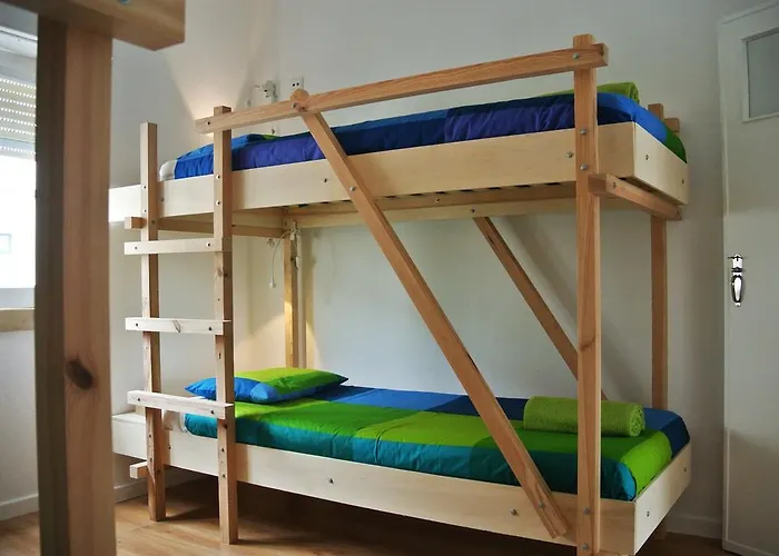 - Rooms&dorms Hostal Nazaré