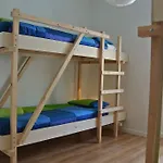 - Rooms&dorms Hostal *