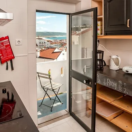 - Rooms&dorms Hostel Nazaré